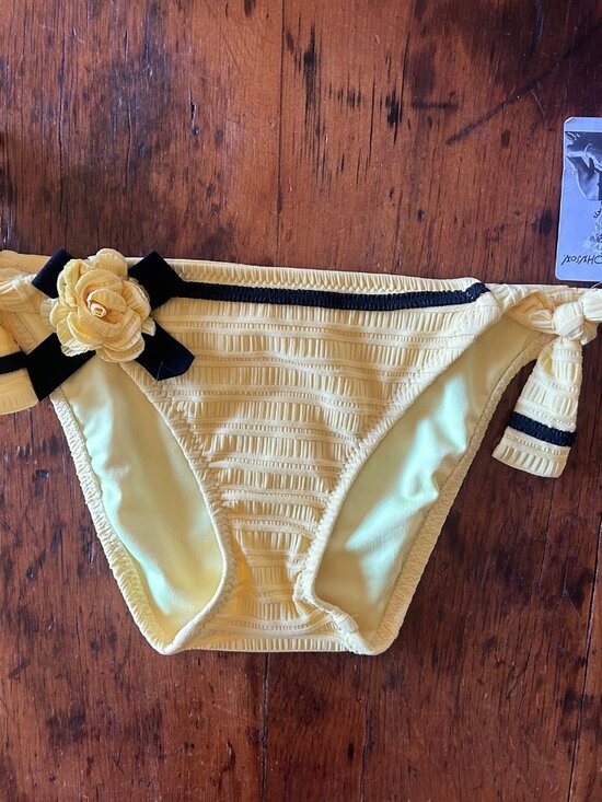 Vintage Y2K Betsey Johnson Unforgettable Bikini Set - Picture 3 of 10